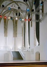 Minoritenkirche Krems-Stein - main aisle used for events