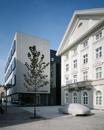 Hypobank Bregenz - square with art in public space