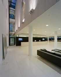 Hypobank Bregenz - view into ticket hall