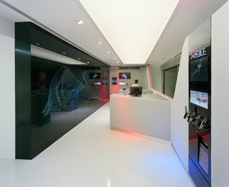 A1 Shop Mariahilfer Straße - show room