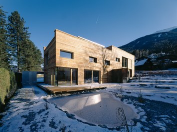 Duplex House Sistrans - west front with biotope