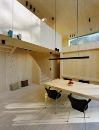 Duplex House Sistrans - living-dining room