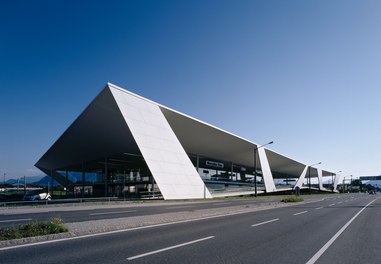 Autohaus Pappas - view from street