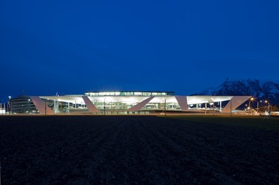 Autohaus Pappas - night shot