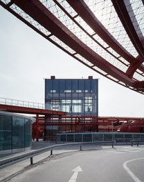 Rooftop Garage Europark Salzburg - elevator tower