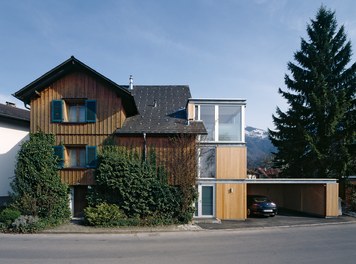 Residence Mayerhauser - view from west