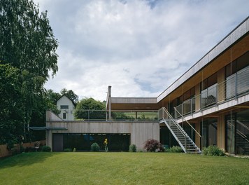 Yoga-Haus - courtyard