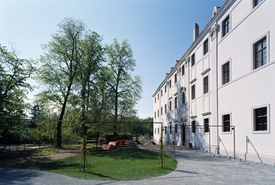 Kunsthaus Horn - view from garden