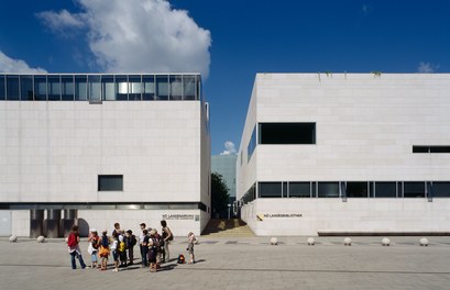 Landesbibliothek und Landesarchiv Niederösterreich - view from east