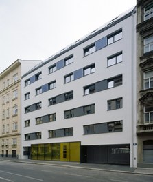 Student Hostel Kandlgasse - view from street