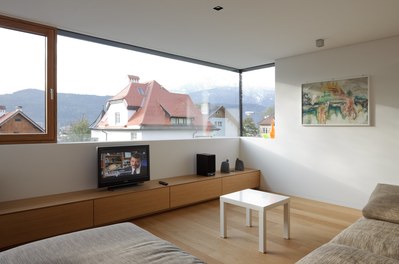 Residence W - living-dining room
