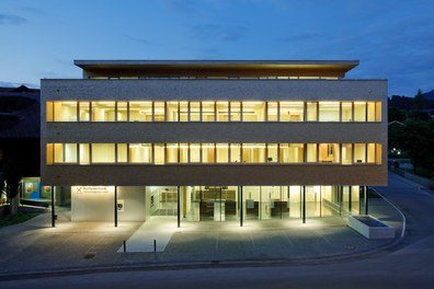 Raiffeisenbank Egg - night shot