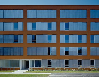 Housing Complex Arlbergstrasse - north facade