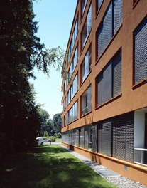 Housing Complex Arlbergstrasse - east facade