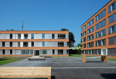 Housing Complex Arlbergstrasse - courtyard