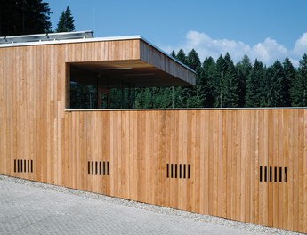 Sportcenter Sistrans - detail of facade