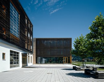 Fachhochschule Salzburg - old and new