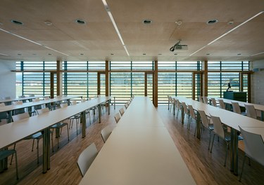 Fachhochschule Salzburg - multi-purpose hall