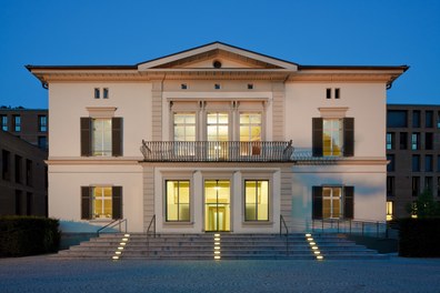 BTV Filiale - Villa Menti - night shot