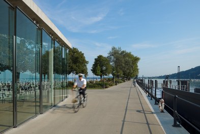 Harbor Bregenz - captain on bike