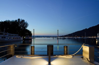 Harbor Bregenz - landing stages at night
