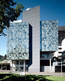 Anna Spiegel Forschungszentrum + CEMM - east facade