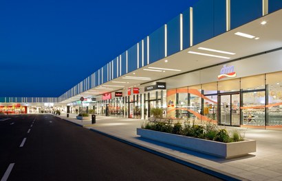 Marchfeldcenter - mall at dusk
