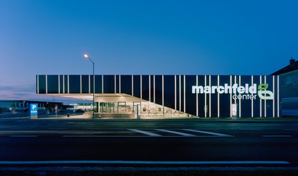Marchfeldcenter - general view at night