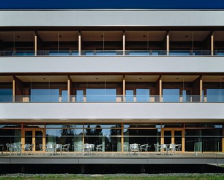 LKH Wolfsberg - Lympf Clinic - south facade