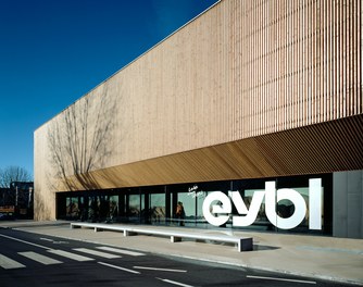 Sutterlüty Hohenems - detail of east facade