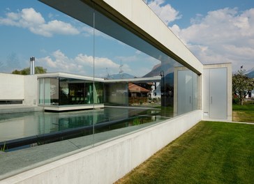 Bathhouse - view into courtyard