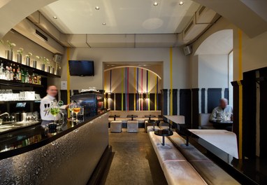 1010 Bar - interior view
