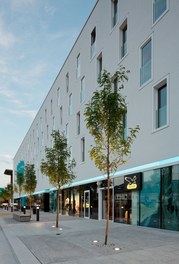 Hotel und Geschäftshaus Salzburg Alpenstrasse - streetview