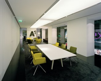 A1 Shop Mariahilferstrasse - meeting space