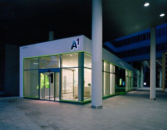 A1 Shop Obere Donaustrasse - night shot
