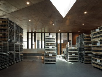 Winery Nals  Margreid - delivery and bottle storage