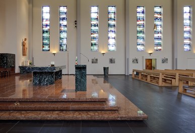 Parish Church St. Gebhard - altar and ambo