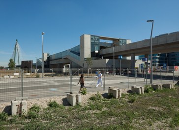 U2 Underground  Station Donaumarina - general view