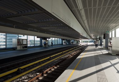 U2 Underground  Station Donaumarina - platforms