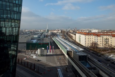 U2 Underground Train Path - train path