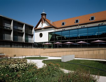 Social Center Schützengarten - courtyard