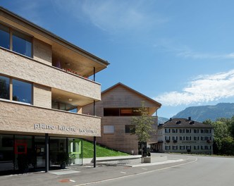 Gerbe Egg - detail of facade