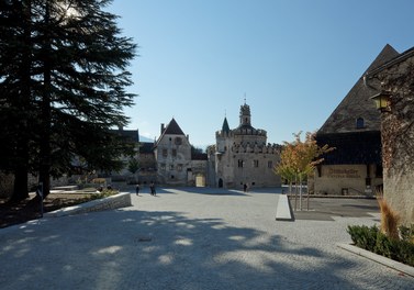 Restructuring  Piazza Neustift - view from north