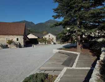 Restructuring  Piazza Neustift - view from southeast