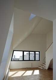 Attic Erdbergstrasse - interior