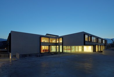 Social Center Klosterreben - general view at night