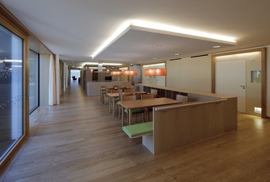 Social Center Klosterreben - lounge with kitchen