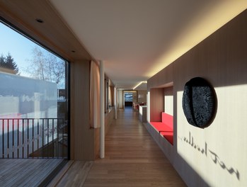 Social Center Klosterreben - lounge with artwork