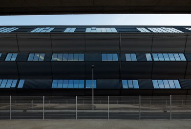 Housing Complex am Mühlgrund - detail of facade