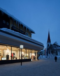 meier shop - night shot